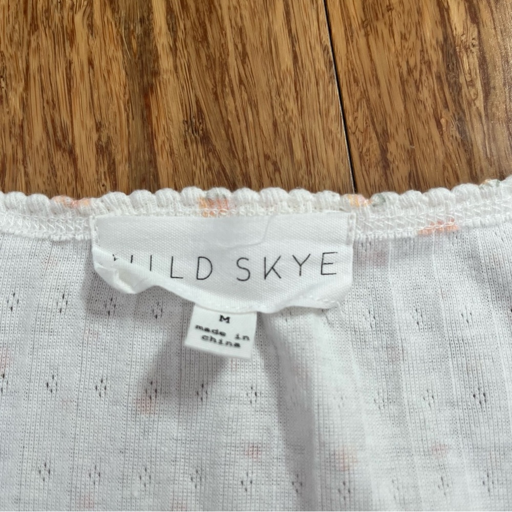 Wild Skye Floral Patterned Short Sleeve Top - Picture 3 of 5